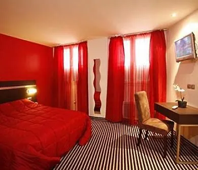 Arc De Triomphe Hotel Paris 3*,