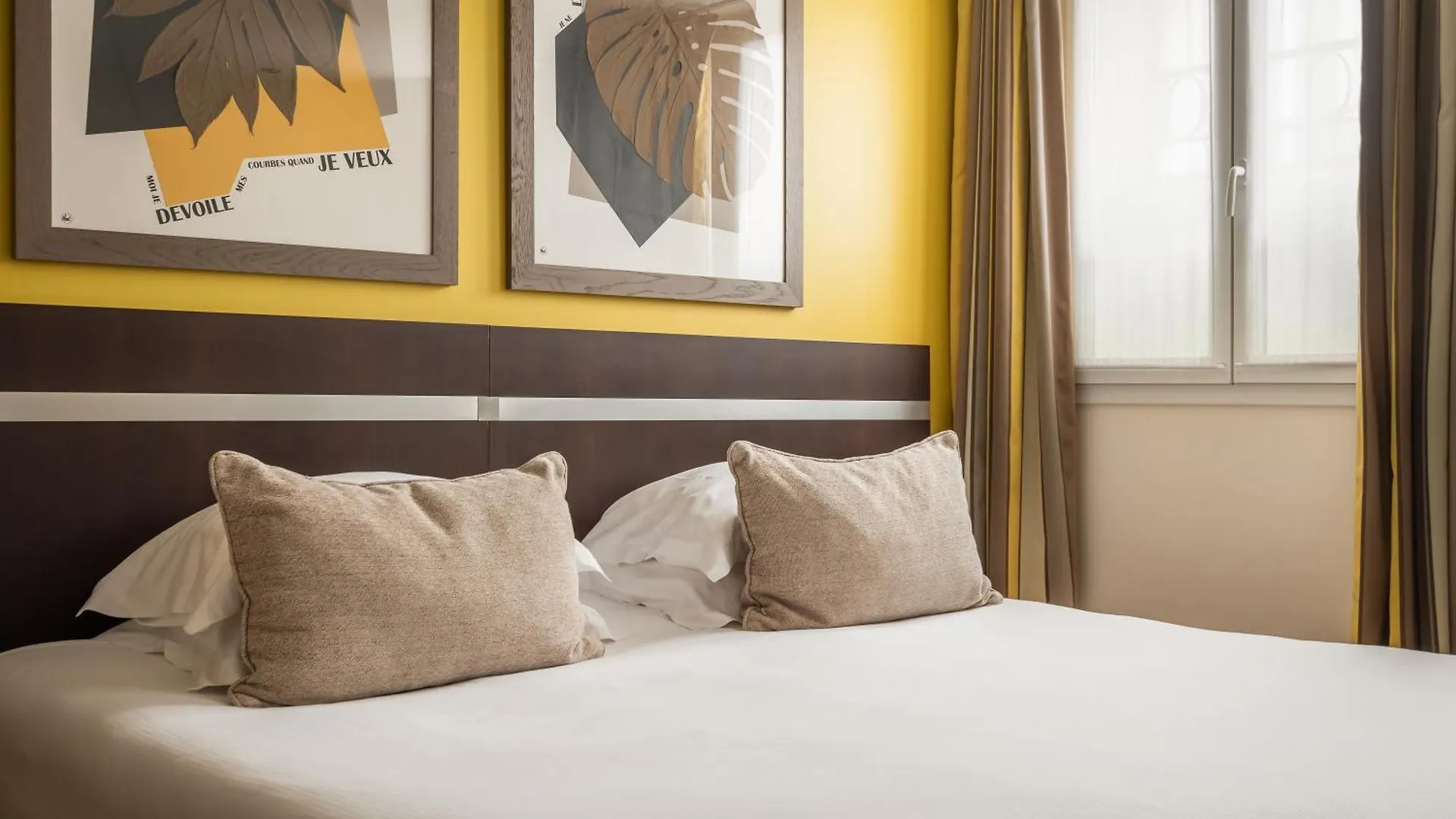 Arc De Triomphe Hotel Paris