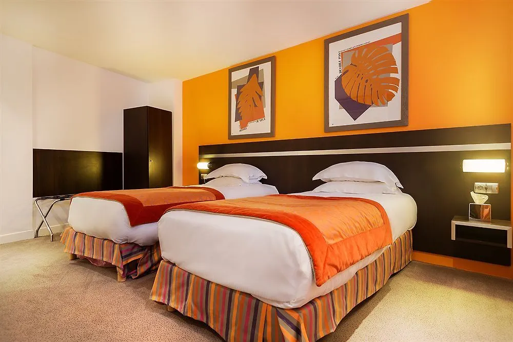 Arc De Triomphe Hotel Paris France