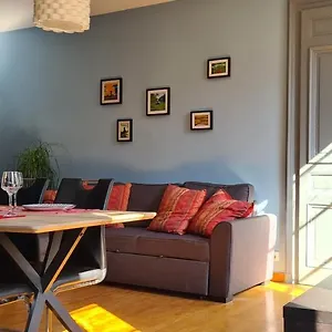 Appartamento Bluemoon-appartement En Plein Centre De D'annecy-place De Parking Privée