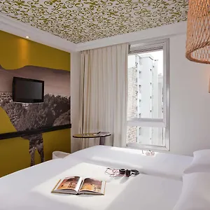 Otel Ibis Styles Buttes Chaumont, Paris