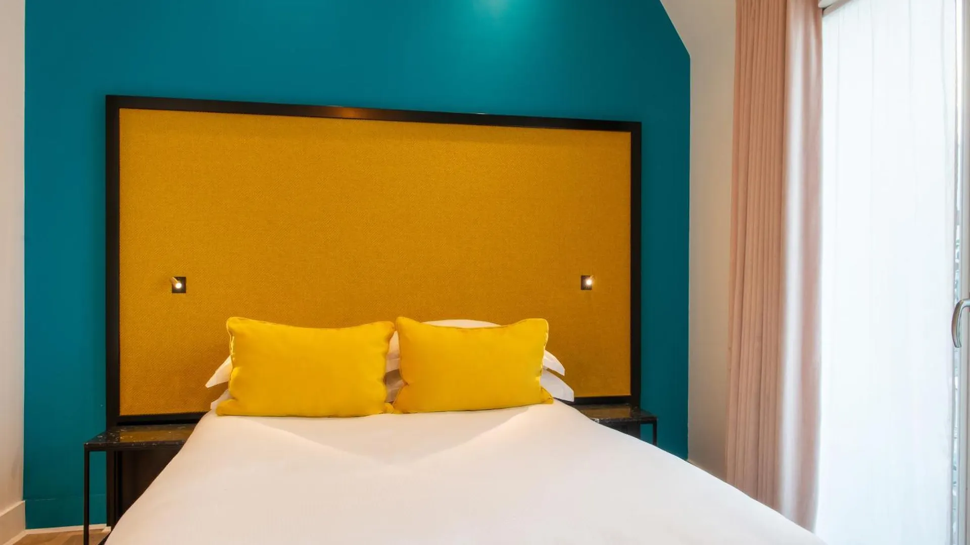 Arc De Triomphe Hotel Paris