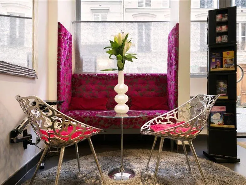 Arc De Triomphe Hotel Paris