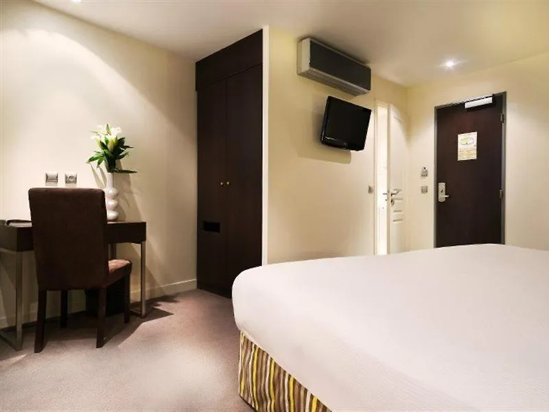 Arc De Triomphe Hotel Paris 3*,