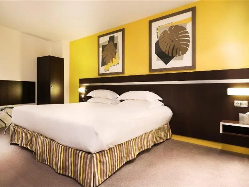 Arc De Triomphe Hotel Paris