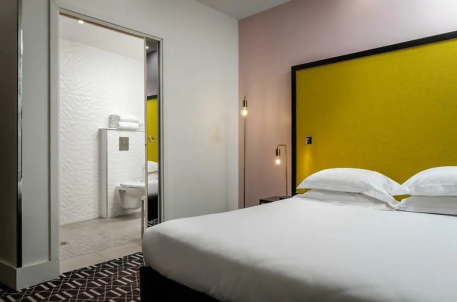 Arc De Triomphe Hotel Paris
